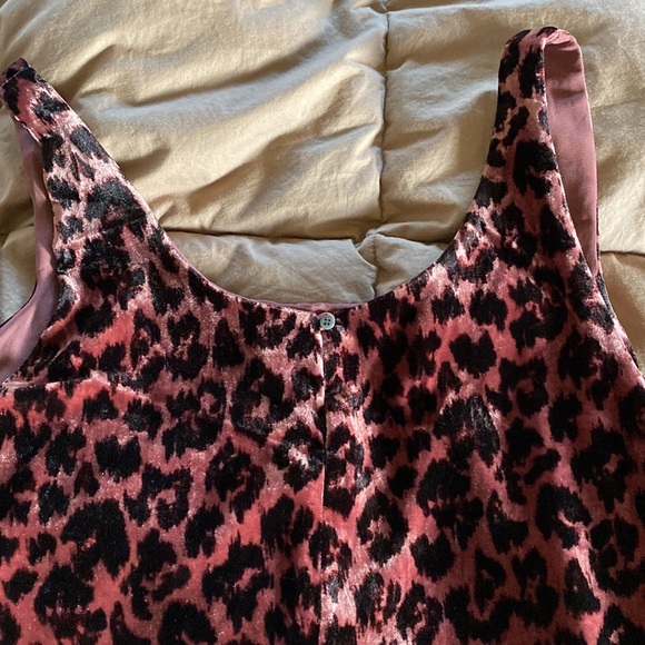 J.CREW COLLECTION 2PCS BURGUNDY LEOPARD VELVET TOP AND PANTS! SIZE 14 - Picture 7 of 9